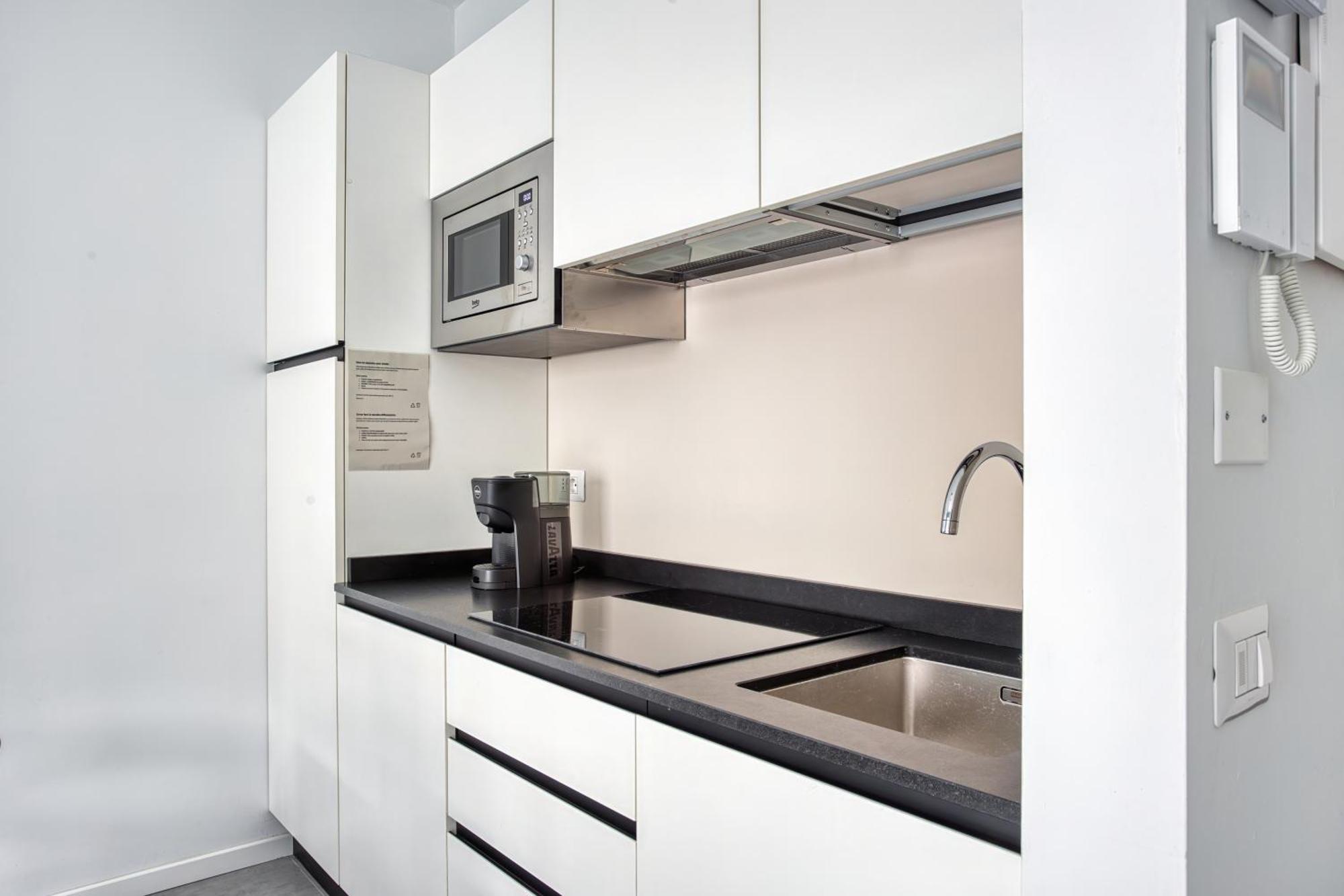 Sleek City Abode In Maciachini 米兰 外观 照片